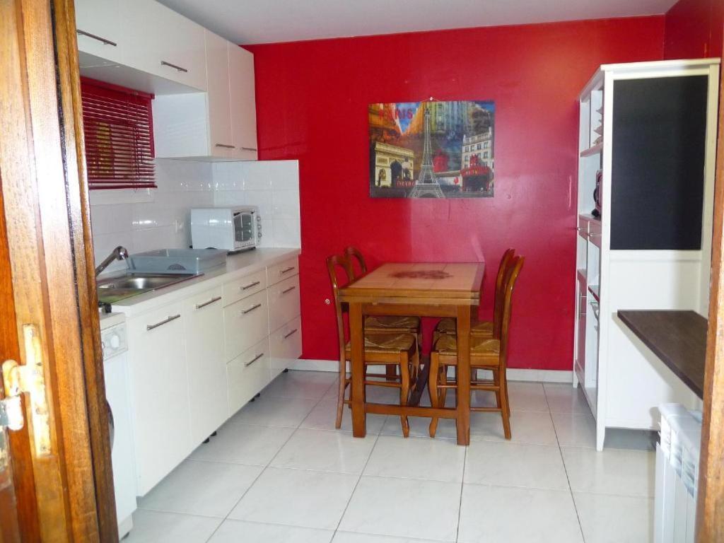 Mas Des Sentes Petit T1 Apartment Nans-les-Pins Luaran gambar