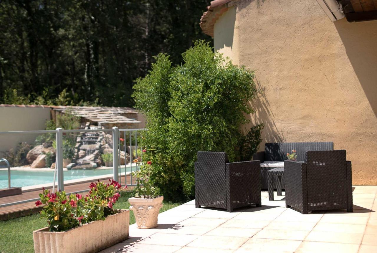 Mas Des Sentes Petit T1 Apartment Nans-les-Pins Luaran gambar
