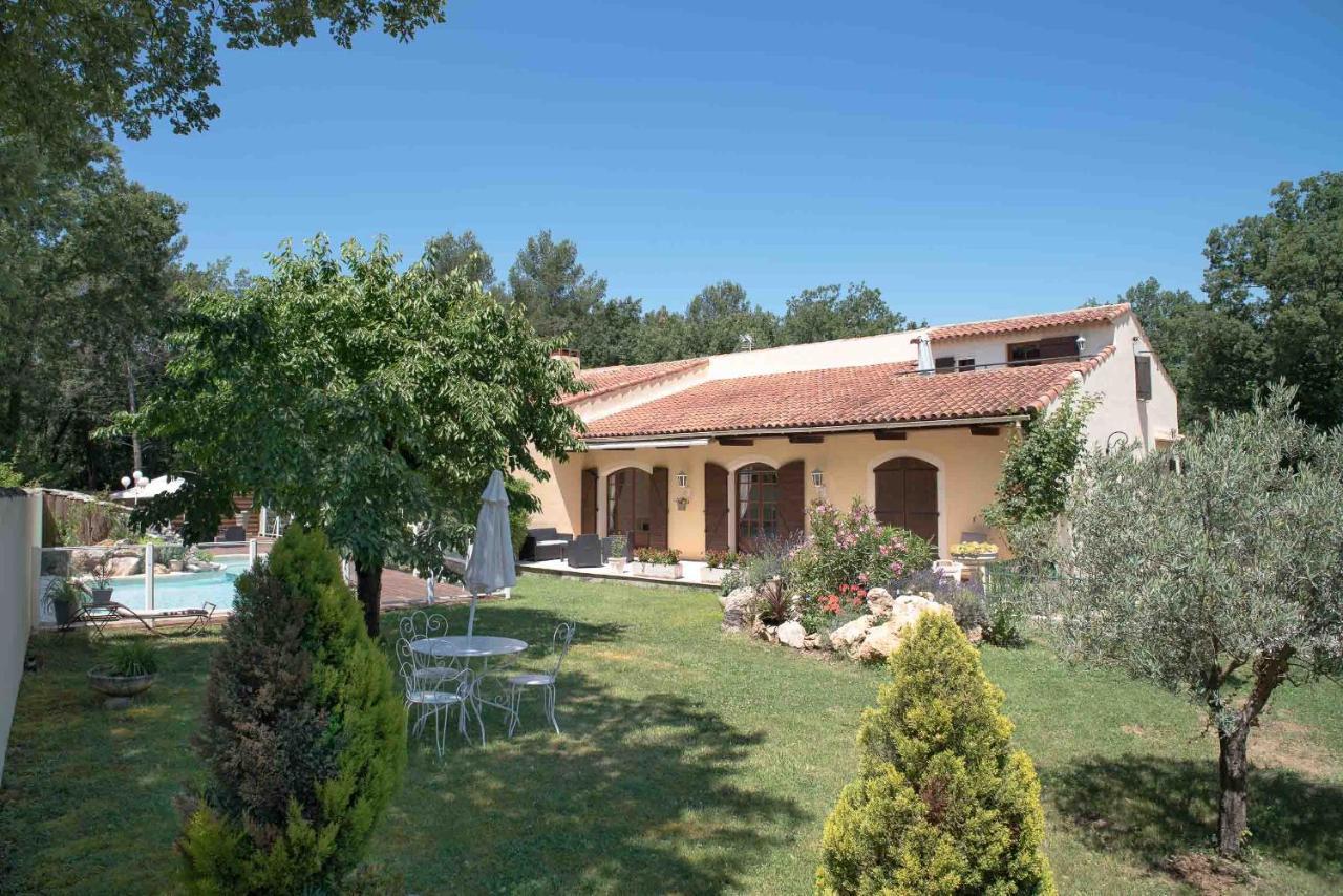 Mas Des Sentes Petit T1 Apartment Nans-les-Pins Luaran gambar