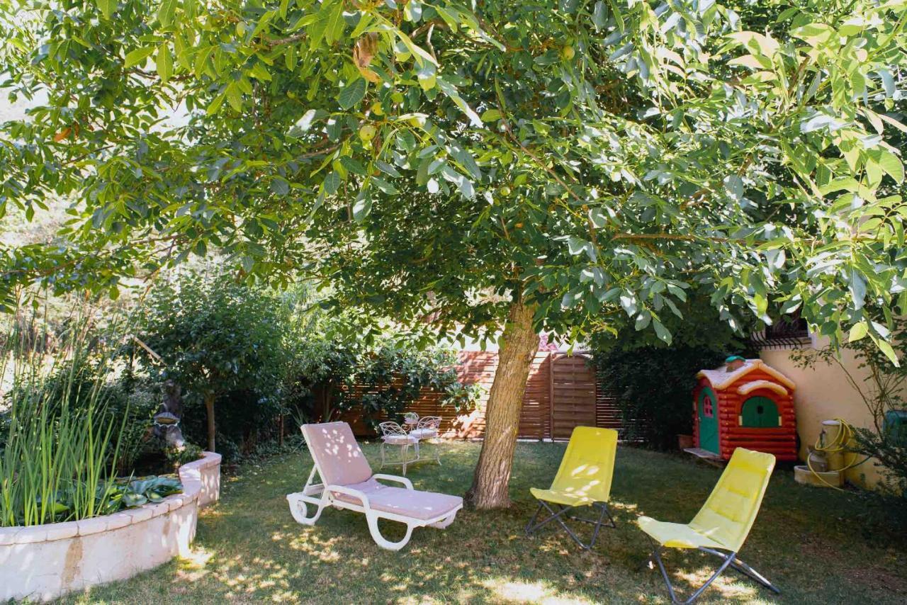 Mas Des Sentes Petit T1 Apartment Nans-les-Pins Luaran gambar